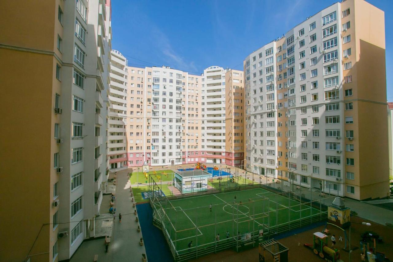 Apartament Spatios In Complex Residential Kischinau Exterior foto